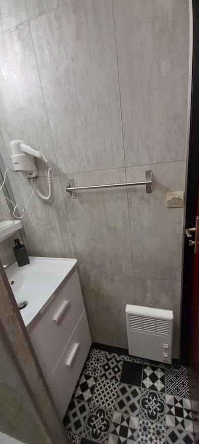 Апартаменты Eugenie De Luz, T2 4 Personnes, Belle Vue, Avec Parking Люс-Сен-Совёр Экстерьер фото